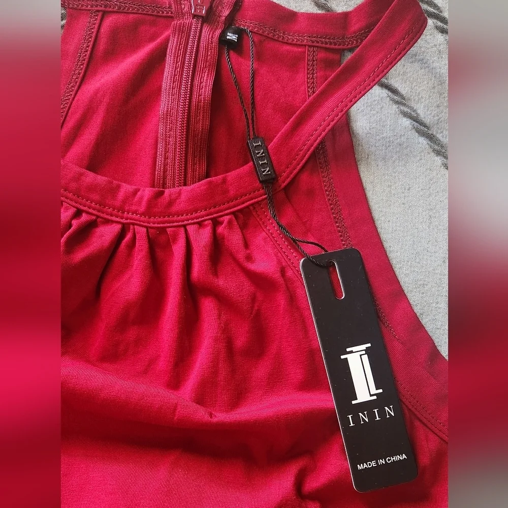 Elegant Red Jumpsuit - Picture 8 of 9